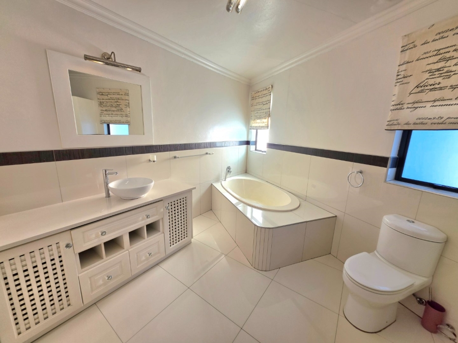 4 Bedroom Property for Sale in Eureka Free State